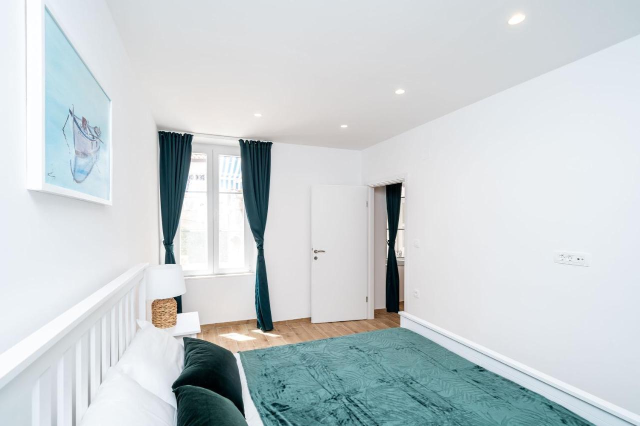 קאבטאט Apartments Marta מראה חיצוני תמונה