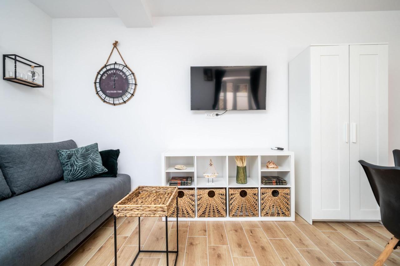 קאבטאט Apartments Marta מראה חיצוני תמונה